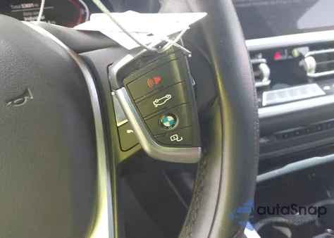 2022 BMW 330I z USA, uszkodzony, nr VIN 3MW5R1J06N8C32399